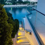 Seasight Апартаменты *