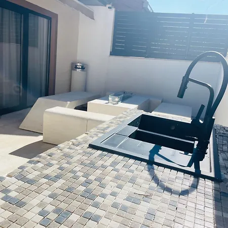 Seasight Apartment